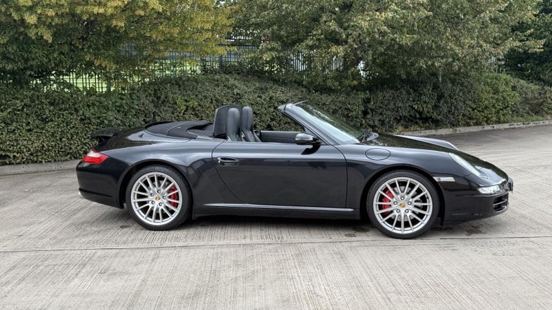 2006 Porsche 911 - 2 2006 Porsche 911 - 2