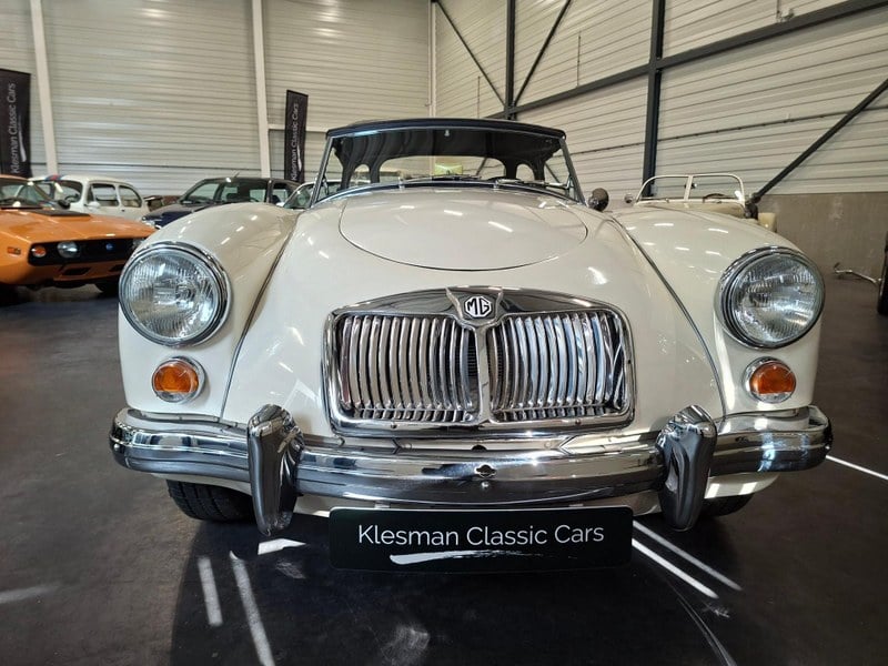 1962 MG MGA - 2 1962 MG MGA - 2