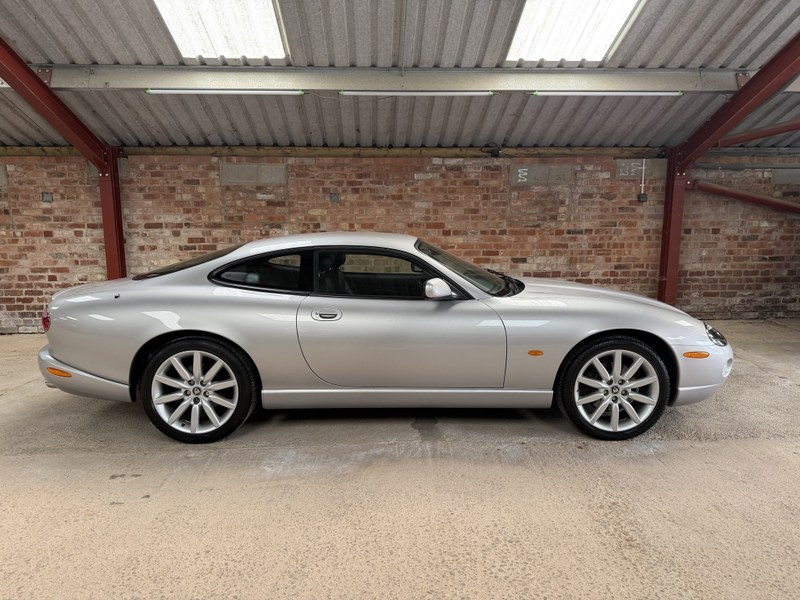 2005 Jaguar XK - 2 2005 Jaguar XK - 2