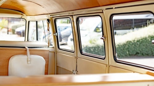 1967 Volkswagen T1 Split Window Wedding Bus zum Verkauf (Bild 48 von 115)