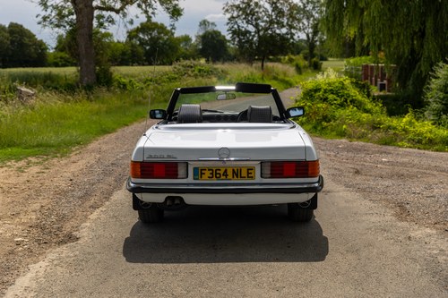 1988 Mercedes-Benz 300SL R107 For Sale (picture 10 of 175)