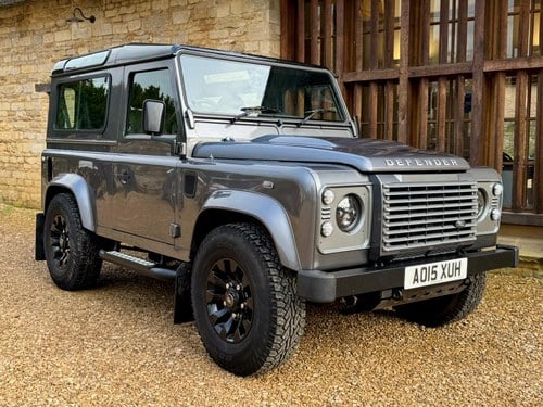 2015 Land-rover Defender-90 LAND ROVER DEFENDER 90 2.2TDci X Kaufen Bei