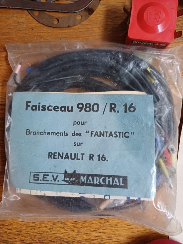 RENAULT 16 (R16) - 1 RENAULT 16 (R16) - 1