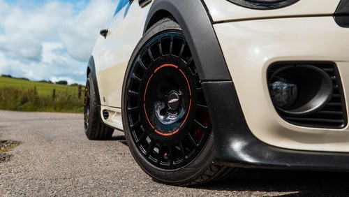 2009 MINI John Cooper Works R56 na sprzedaż (zdjęcie 92 z 186)