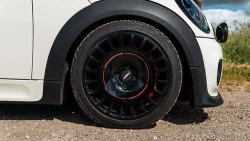 2009 MINI John Cooper Works R56 na sprzedaż (zdjęcie 26 z 186)