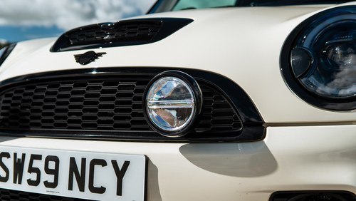 2009 MINI John Cooper Works R56 na sprzedaż (zdjęcie 146 z 186)