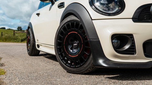 2009 MINI John Cooper Works R56 na sprzedaż (zdjęcie 174 z 186)