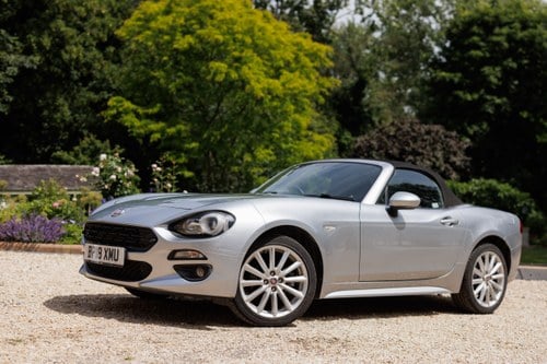 2018 Fiat 124 Spider Lusso Multiair - 24,500 Miles Te koop (foto 33 van 167)