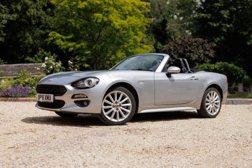 2018 Fiat 124 Spider Lusso Multiair - 24,500 Miles Te koop (foto 13 van 167)