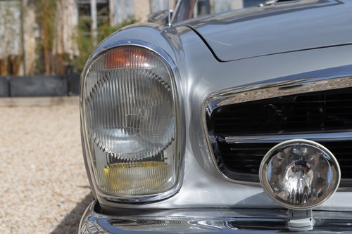 1967 Mercedes-Benz 250SL Coupe W113 For Sale (picture 81 of 144)