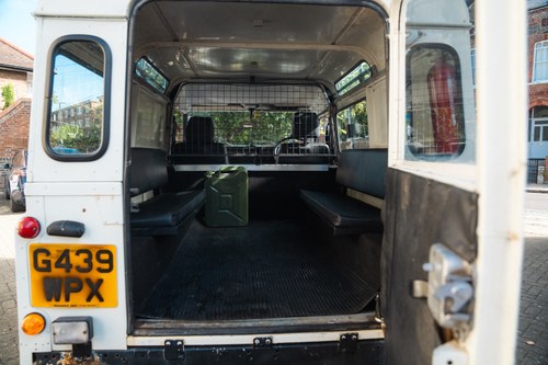 1990 Land Rover Defender 110 For Sale (picture 54 of 105)