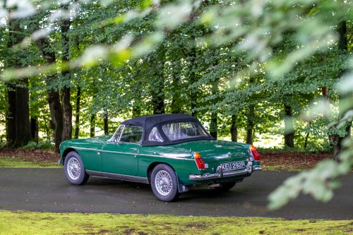 1975 MG MGB Roadster zum Verkauf (Bild 3 von 210)