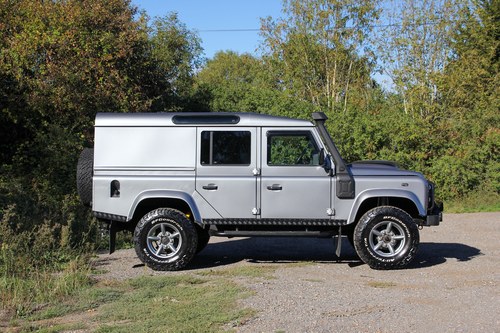 2011 Land Rover Defender 110 LWB For Sale (picture 5 of 180)