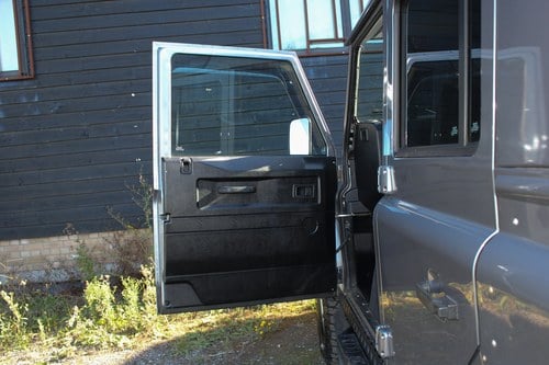 2011 Land Rover Defender 110 LWB For Sale (picture 54 of 180)