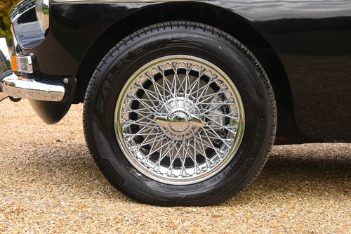 1969 MG MGC Roadster RHD ex David/Brooklyn Beckham à venda (imagem 109 de 185)