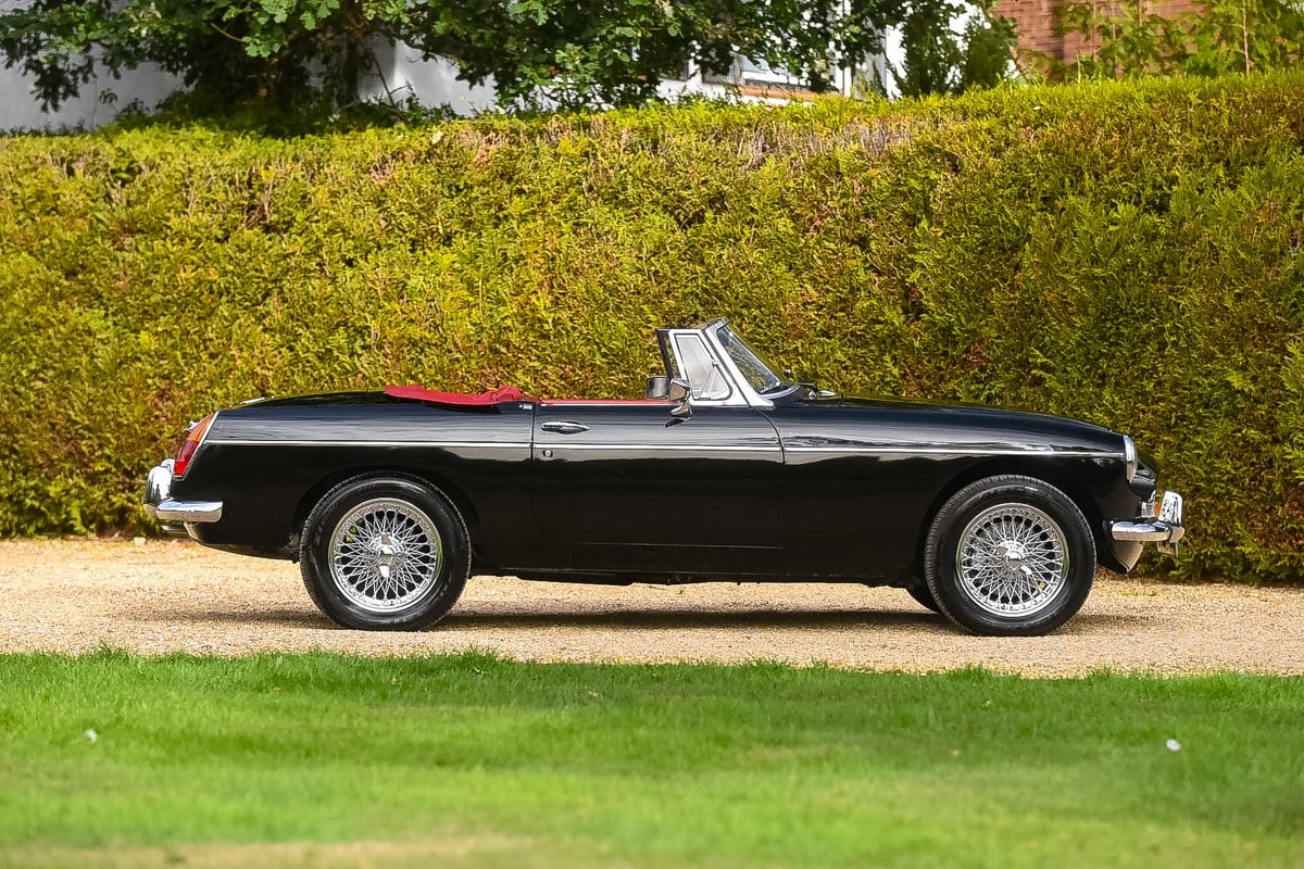 Rhd 1969 MG MGC Roadster RHD ex David/Brooklyn Beckham For Sale By Auction