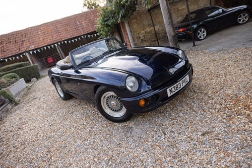 1996 MG RV8 zum Verkauf (Bild 12 von 168)
