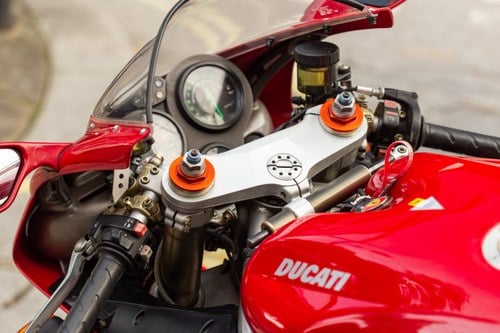 2001 Ducati 748 S Te koop (foto 35 van 60)
