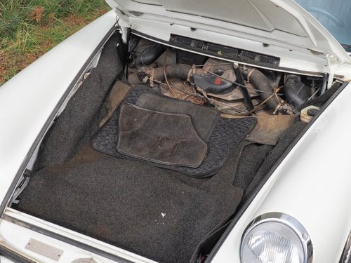 1971 Porsche 911E Targa 2.2L Manual En venta (imagen 66 de 146)