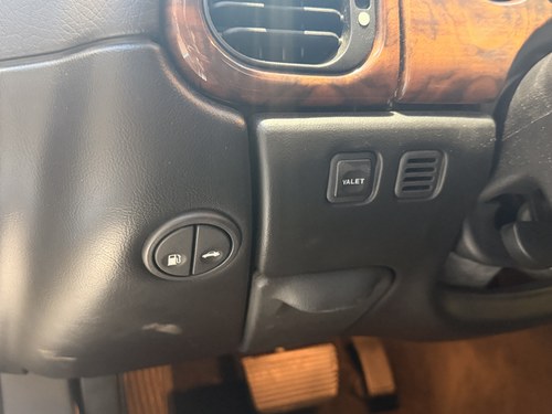 2001 Jaguar XK8 Coupé X100 na sprzedaż (zdjęcie 17 z 51)
