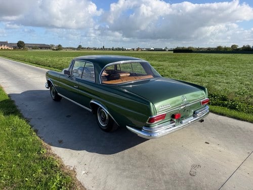1969 Mercedes-Benz 280SE W111 For Sale (picture 5 of 125)