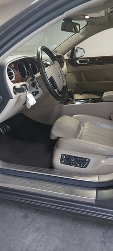 2007 Bentley Flying Spur zum Verkauf (Bild 72 von 133)