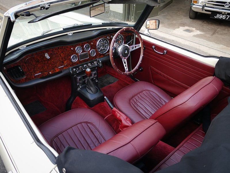 1965 Triumph TR4A IRS Overdrive, foto 4