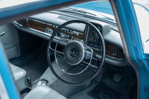 1968 Mercedes-Benz 230S Automatic ‘Heckfloss’ W111 till salu (bild 68 av 238)