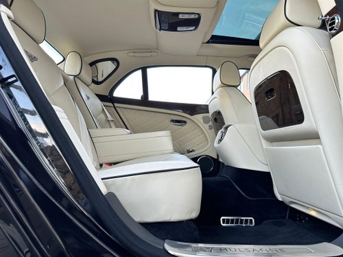 2014 Bentley Mulsanne Mulliner Driving Specification Te koop (foto 58 van 85)