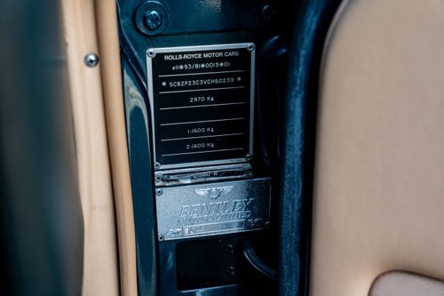 1998 Bentley Turbo R400 LWB - 1 of 6 Built Te koop (foto 47 van 118)