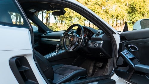 2018 Porsche Cayman 2L PDK 718 In vendita (immagine 35 di 156)