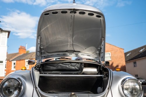 1977 Volkswagen Beetle 1303LS Karmann Cabriolet RHD 2.2L Manual na sprzedaż (zdjęcie 113 z 245)