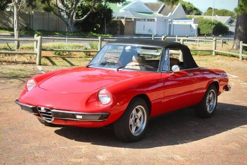 1976 Alfa Romeo 2.0 Spider Series 2 RHD For Sale (picture 13 of 86)