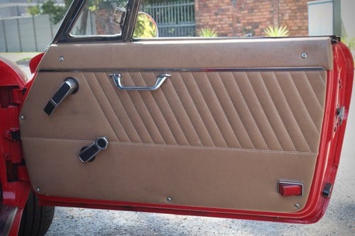 1976 Alfa Romeo 2.0 Spider Series 2 RHD For Sale (picture 31 of 86)