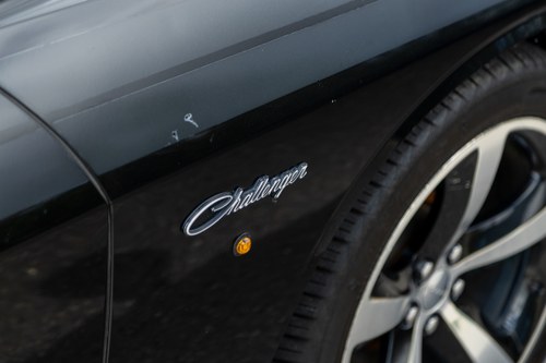 2014 Dodge Challenger 5.7L HEMI R/T LHD In vendita (immagine 144 di 188)