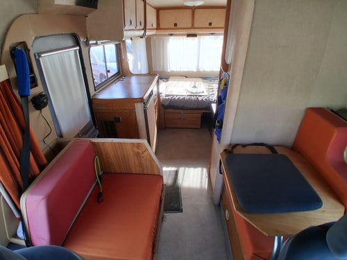 1986 Peugeot J5 Oxygène 600 Campervan Te koop (foto 39 van 86)