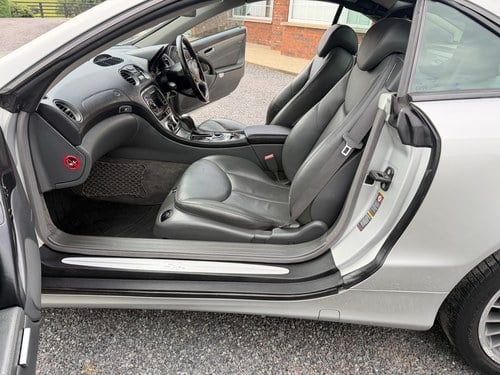 2004 Mercedes-Benz SL350 3.7L V6 R230 à vendre (picture 25 of 69)