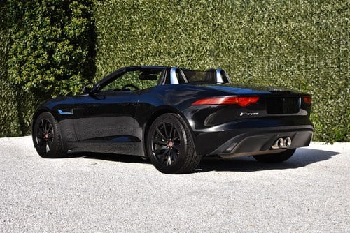 2015 Jaguar F-Type Convertible 3.0L V6 Te koop (foto 11 van 82)