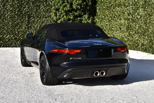 2015 Jaguar F-Type Convertible 3.0L V6 Te koop (foto 16 van 82)
