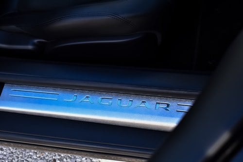 2015 Jaguar F-Type Convertible 3.0L V6 Te koop (foto 45 van 82)