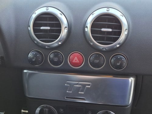 2001 Audi TT 1.8L 150bhp Convertible Manual Mk1 Te koop (foto 25 van 84)