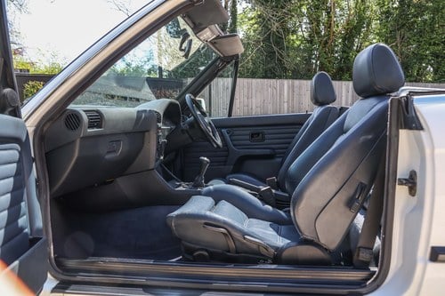 1991 BMW E30 325i Convertible Manual zum Verkauf (Bild 10 von 133)