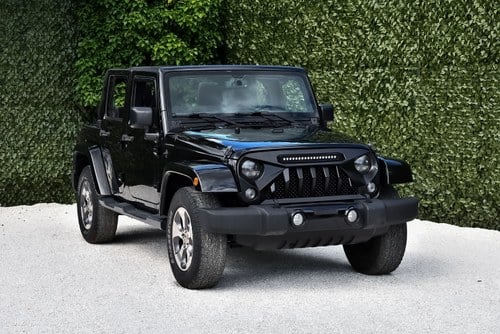 2016 Jeep Wrangler Sahara SUV 220CI V6 à vendre (picture 3 of 75)