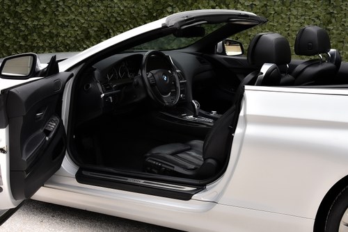 2012 BMW 650i Convertible 4,4L V8 na sprzedaż (zdjęcie 20 z 73)
