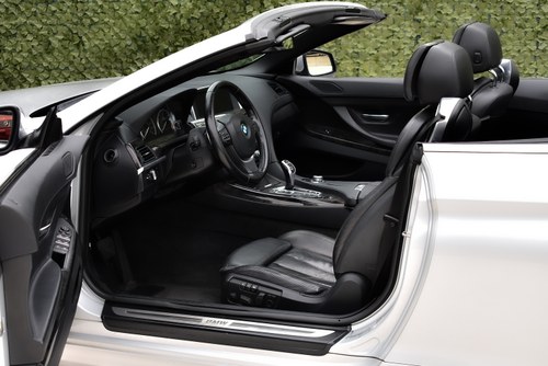 2012 BMW 650i Convertible 4,4L V8 na sprzedaż (zdjęcie 21 z 73)