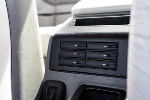 1995 BMW 840Ci E31 à venda (imagem 29 de 102)
