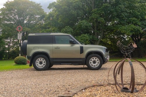 2021 Land Rover Defender 90 MHEV Warranty till Aug 2027 For Sale (picture 14 of 142)