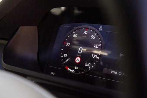 2021 Land Rover Defender 90 MHEV Warranty till Aug 2027 For Sale (picture 64 of 142)