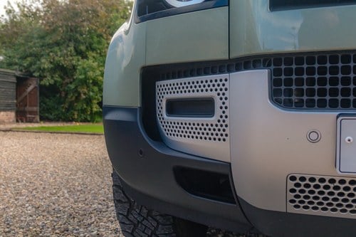 2021 Land Rover Defender 90 MHEV Warranty till Aug 2027 For Sale (picture 89 of 142)