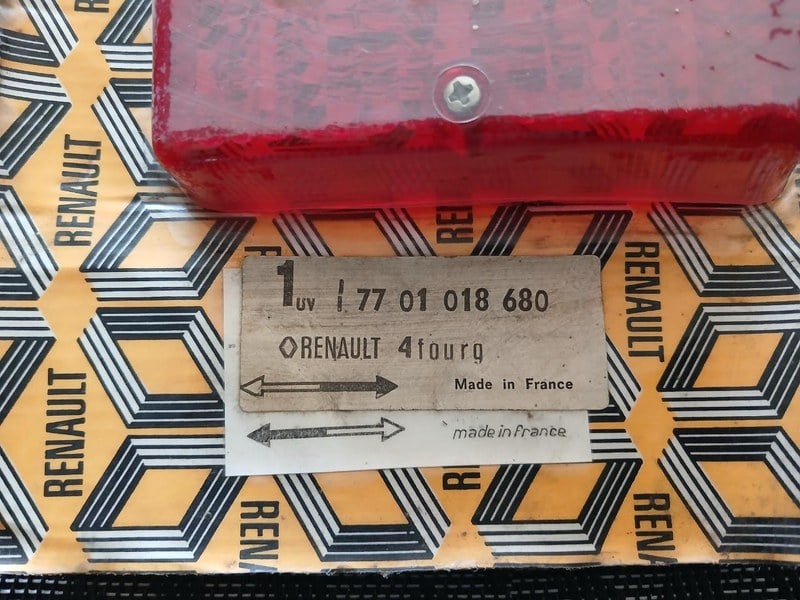 RENAULT 4 (R4) - 2 RENAULT 4 (R4) - 2